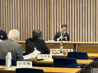 IMG_3933 IMG_3933