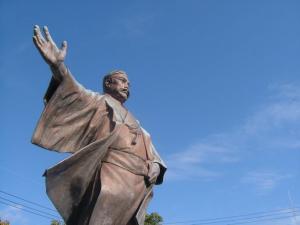 安芸市にある岩崎弥太郎像