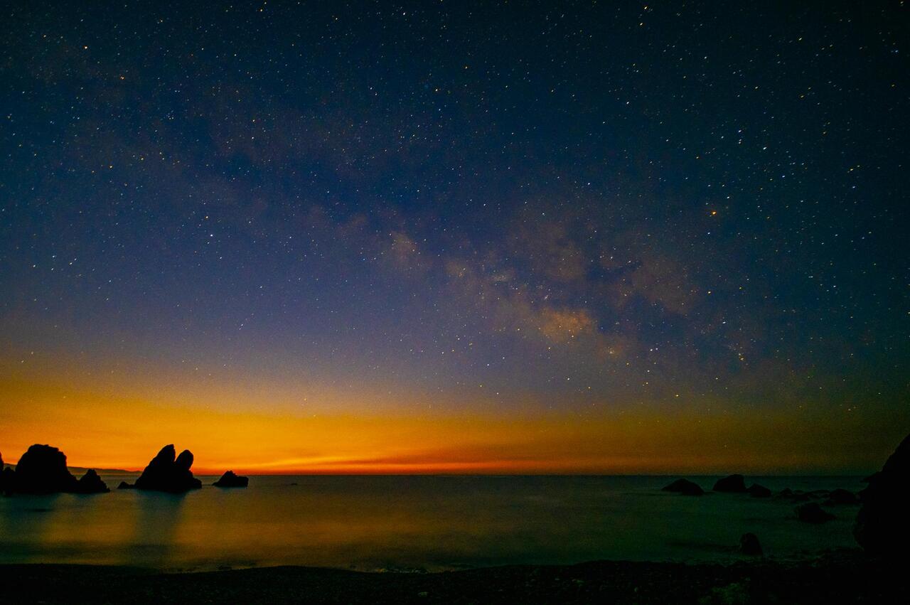 五色の浜の夜明け前