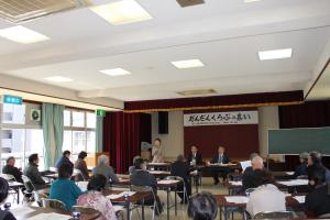 県立消費生活センター相談員による講座の様子