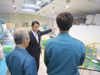 トマト選果場