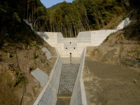 オロノカ谷川砂防えん堤