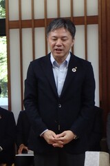 杉井取締役